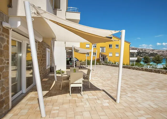 Apartments Capic Niko