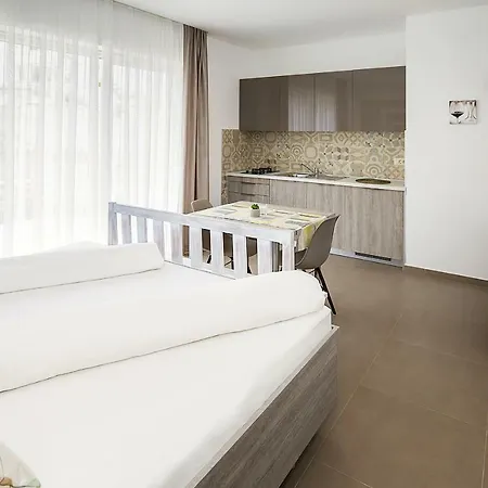 Apartments Capic Niko Baska  Exterior photo